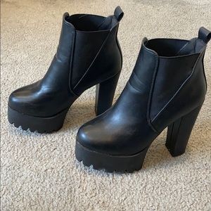 Nasty gal 5 inch booties